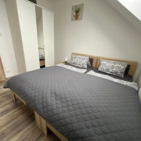 Kovadlina 4 Apartamento *
